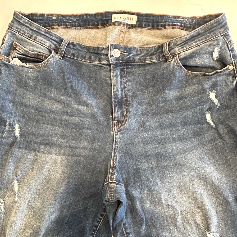 BARIATRIC SURGERY SALE. Eloqui Denim, super soft, light destruction. Size 20.
